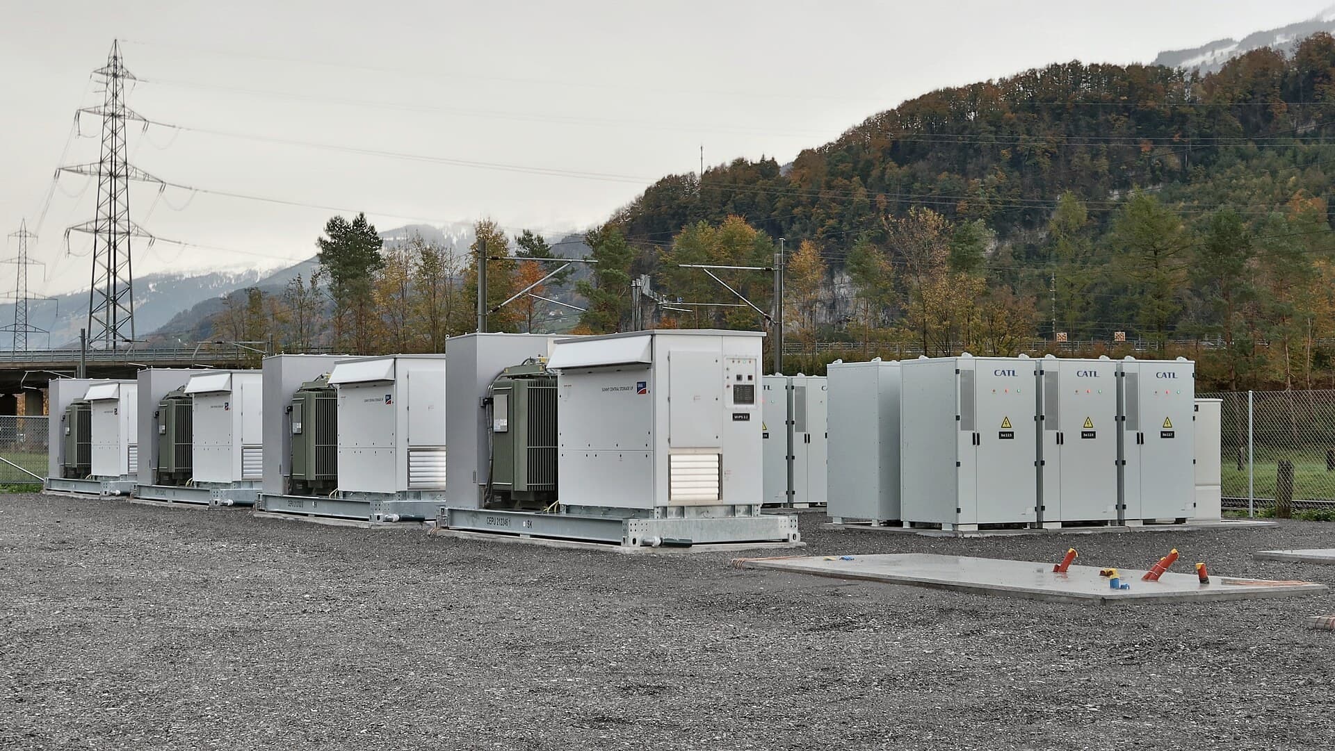 Batterienergilager i containerutförande vid elnätsanläggning